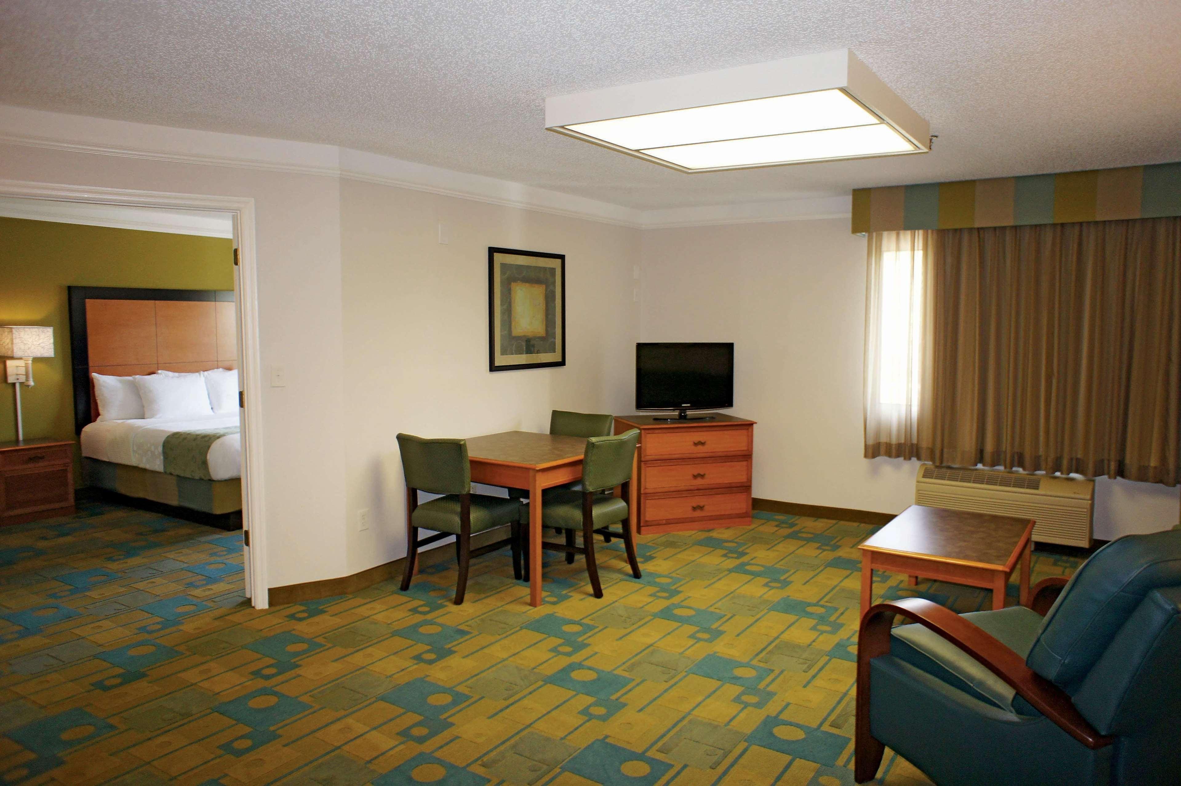 La Quinta By Wyndham St. Pete-Clearwater Airport Hotel Eksteriør billede
