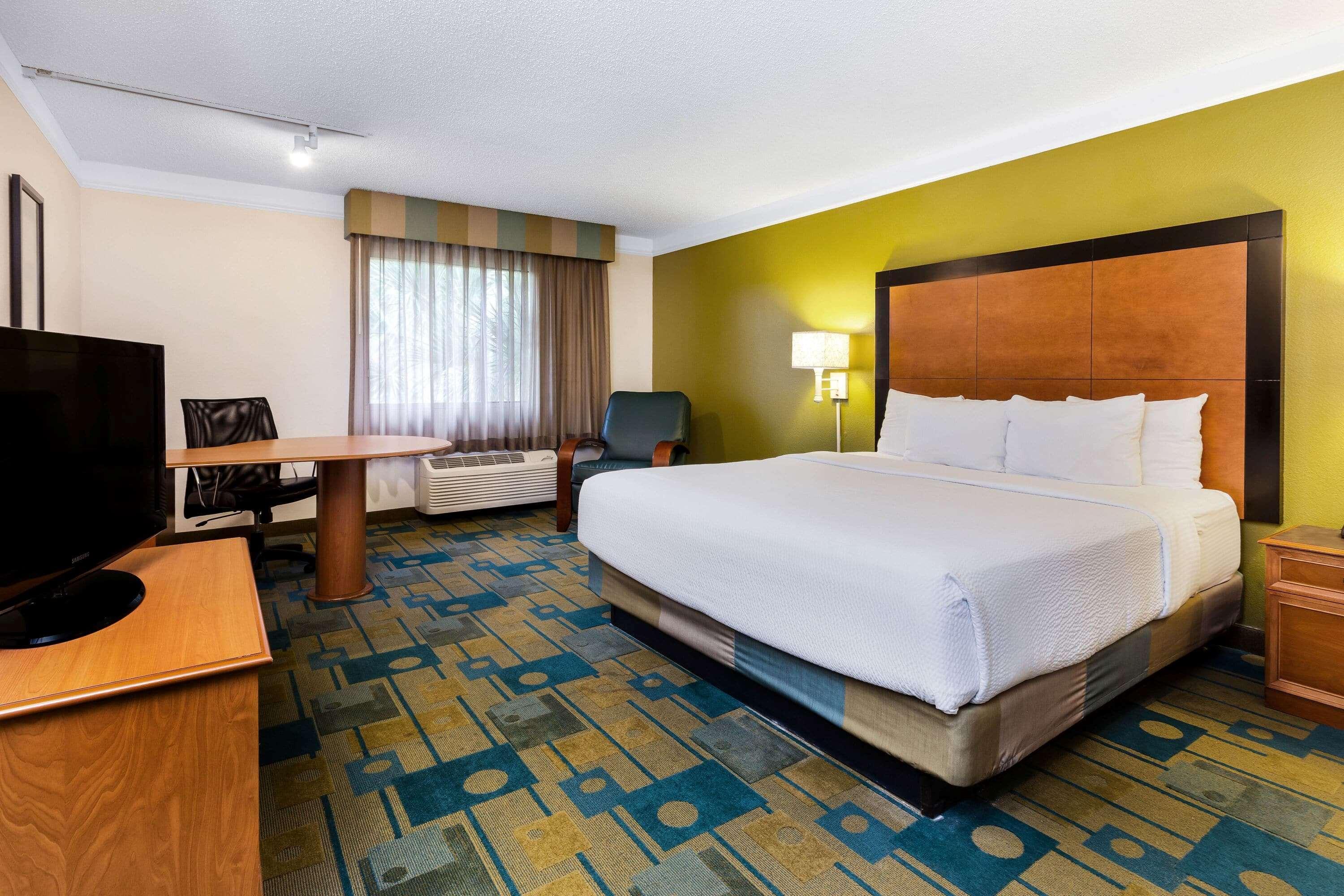 La Quinta By Wyndham St. Pete-Clearwater Airport Hotel Eksteriør billede