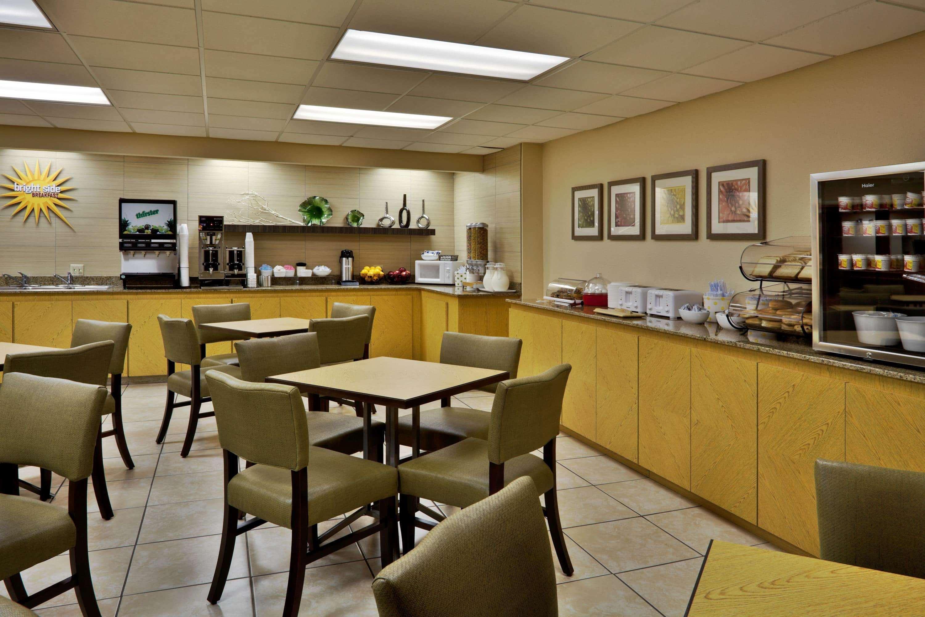 La Quinta By Wyndham St. Pete-Clearwater Airport Hotel Eksteriør billede