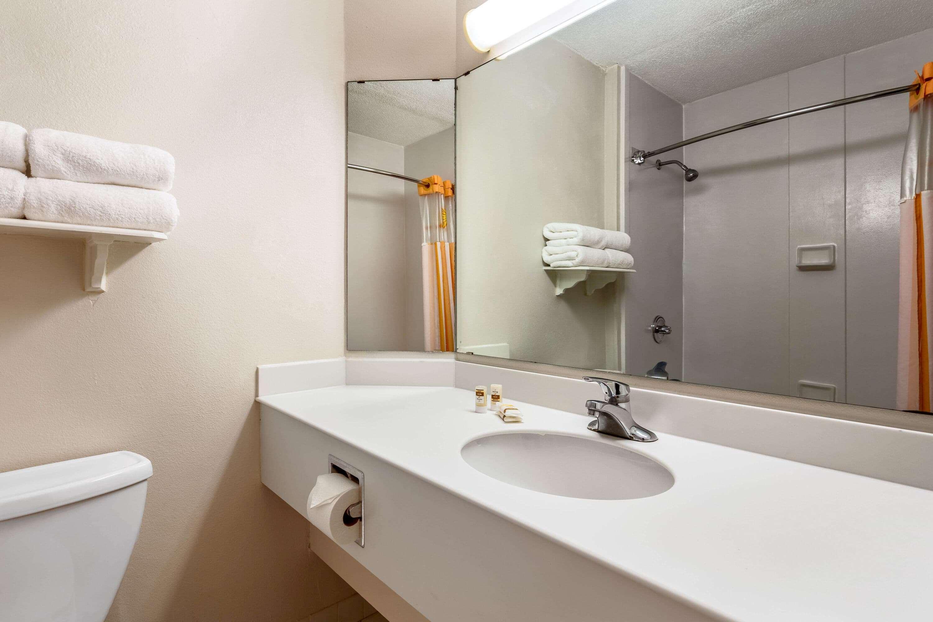 La Quinta By Wyndham St. Pete-Clearwater Airport Hotel Eksteriør billede