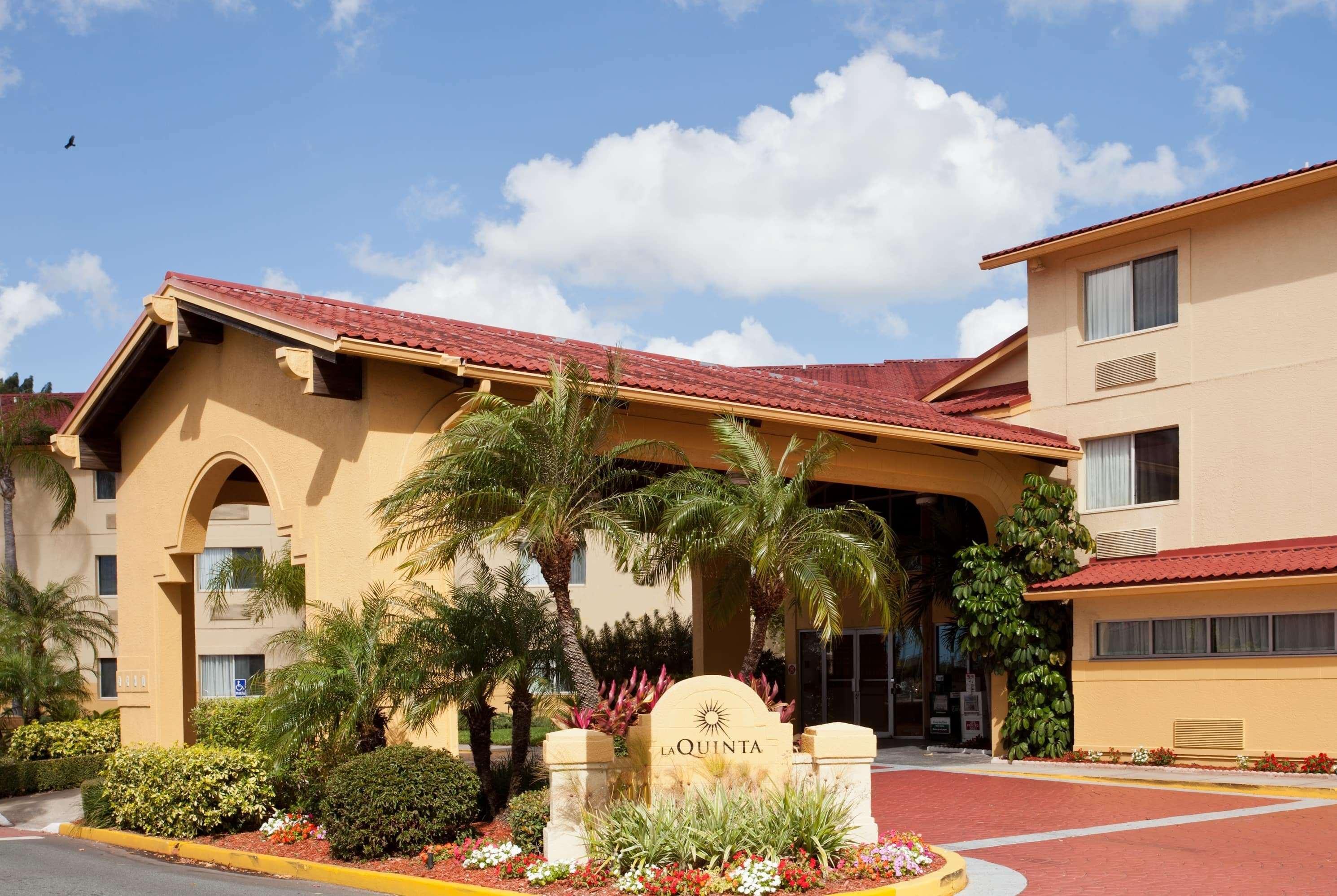 La Quinta By Wyndham St. Pete-Clearwater Airport Hotel Eksteriør billede